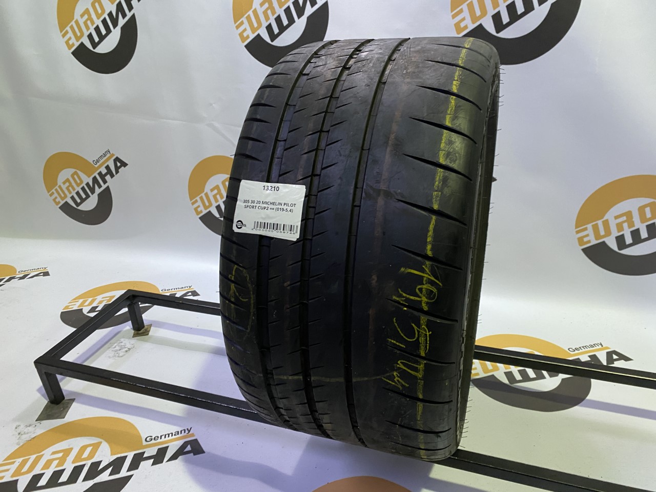 305 30 20 MICHELIN PILOT SPORT CUP 2