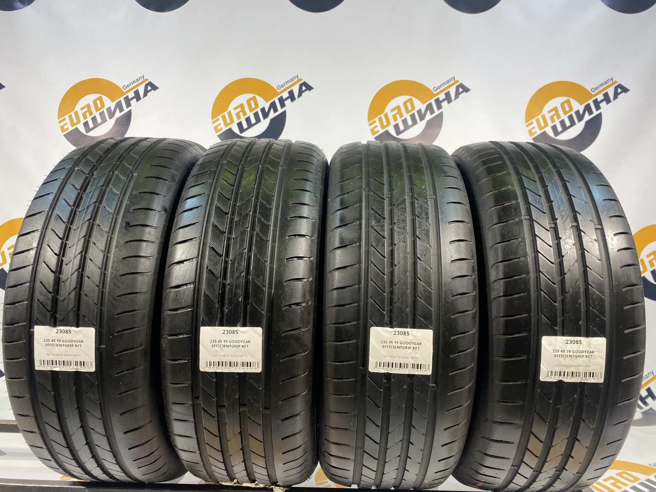 235 45 19 GOODYEAR EFFICIENTGRIP RFT