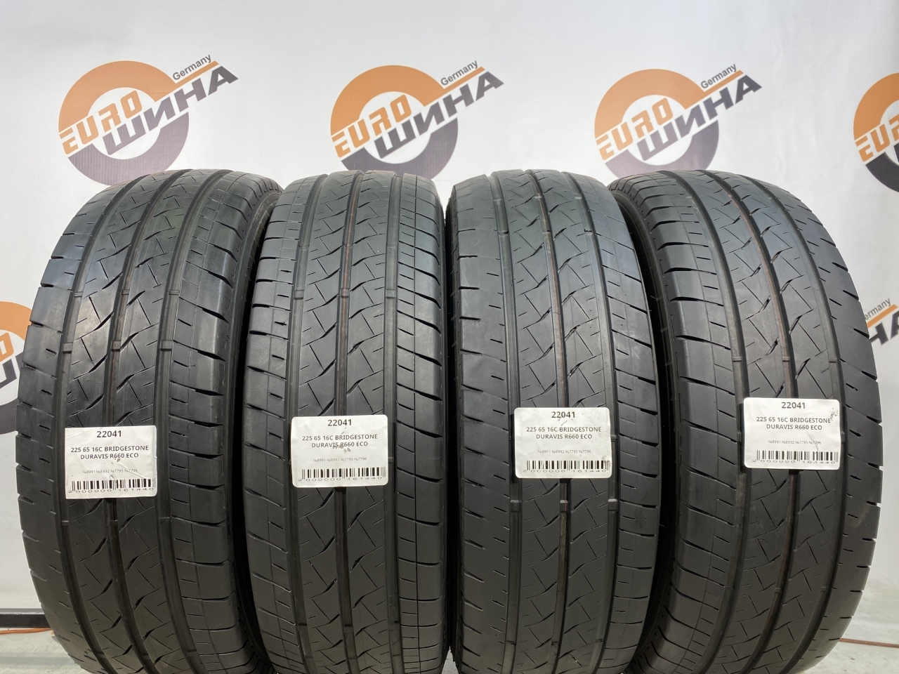225 65 16C BRIDGESTONE DURAVIS R660