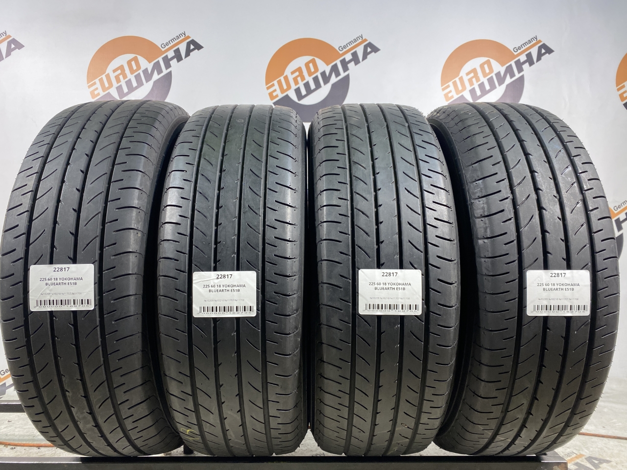 225 60 18 YOKOHAMA BLUEARTH E51B