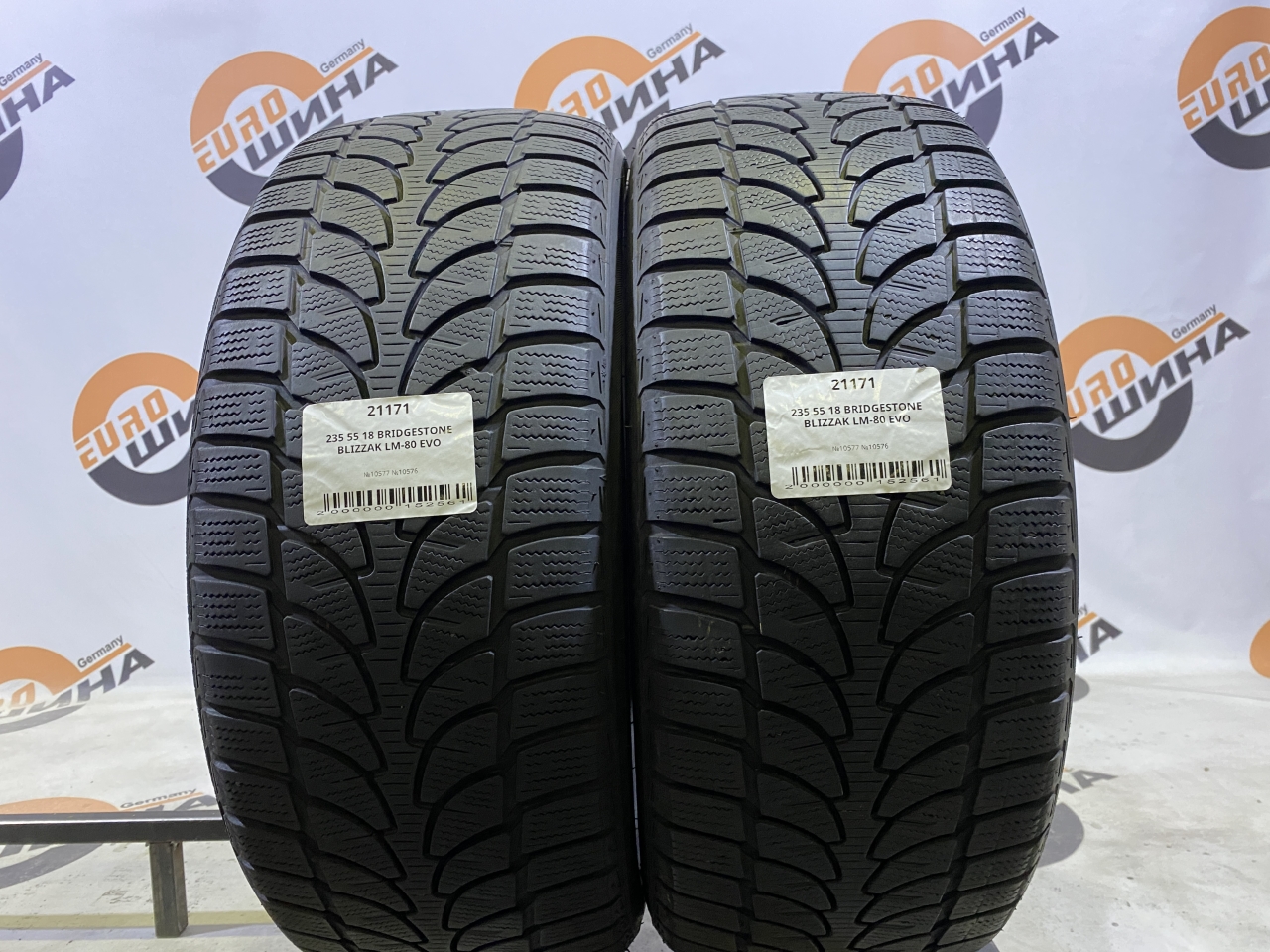 235 50 18 BRIDGESTONE BLIZZAK LM-80 EVO
