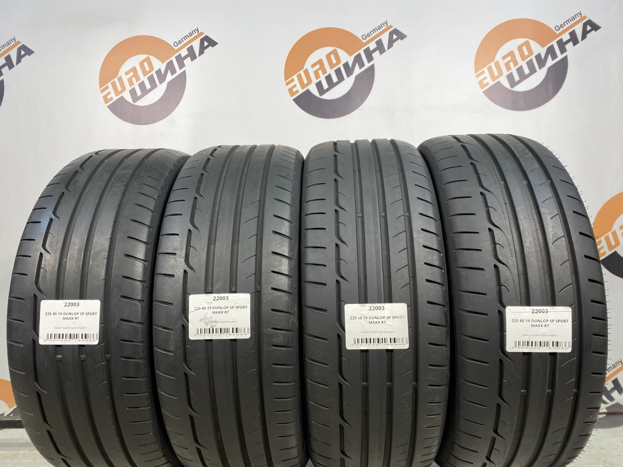 225 45 19 DUNLOP SP SPORT MAXX RT