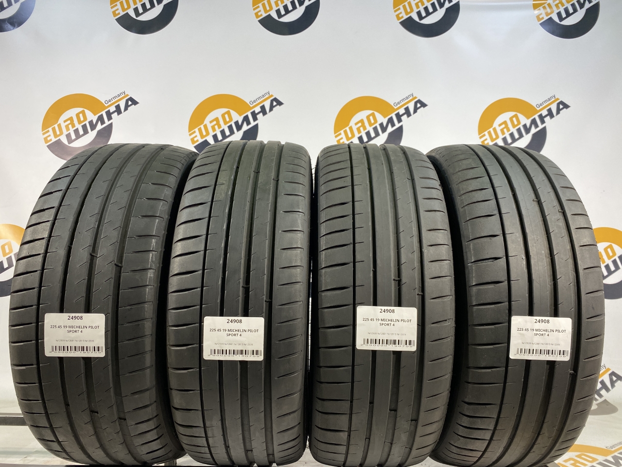 225 45 19 MICHELIN PILOT SPORT 4