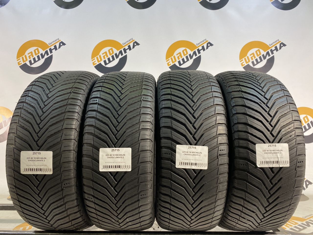 225 40 18 MICHELIN CROSSCLIMATE 2