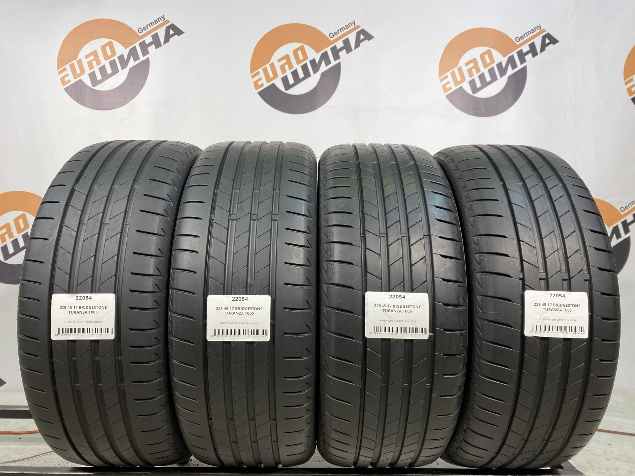 225 45 17 BRIDGESTONE TURANZA T005