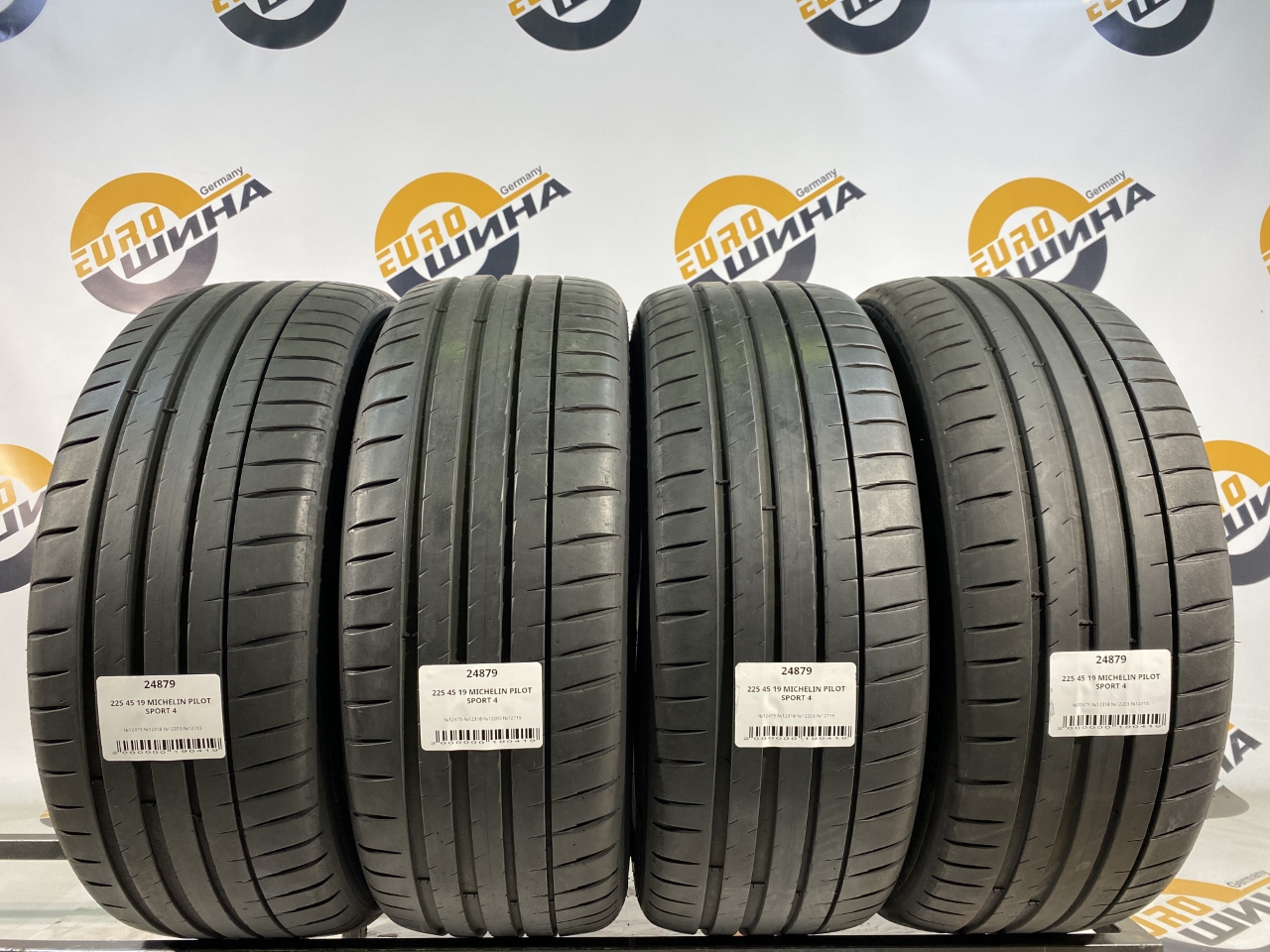 225 45 19 MICHELIN PILOT SPORT 4