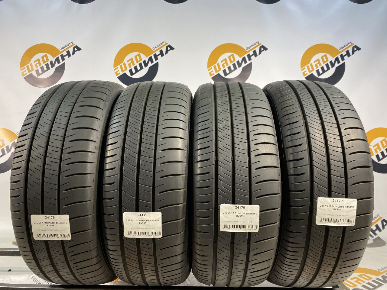 215 55 17 DUNLOP ENASAVE RV505