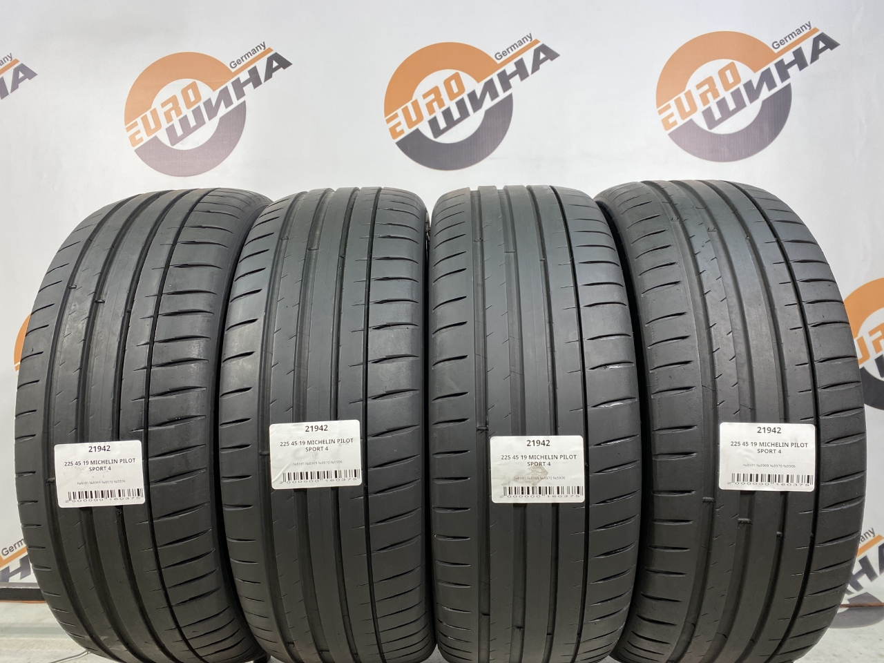225 45 19 MICHELIN PILOT SPORT 4