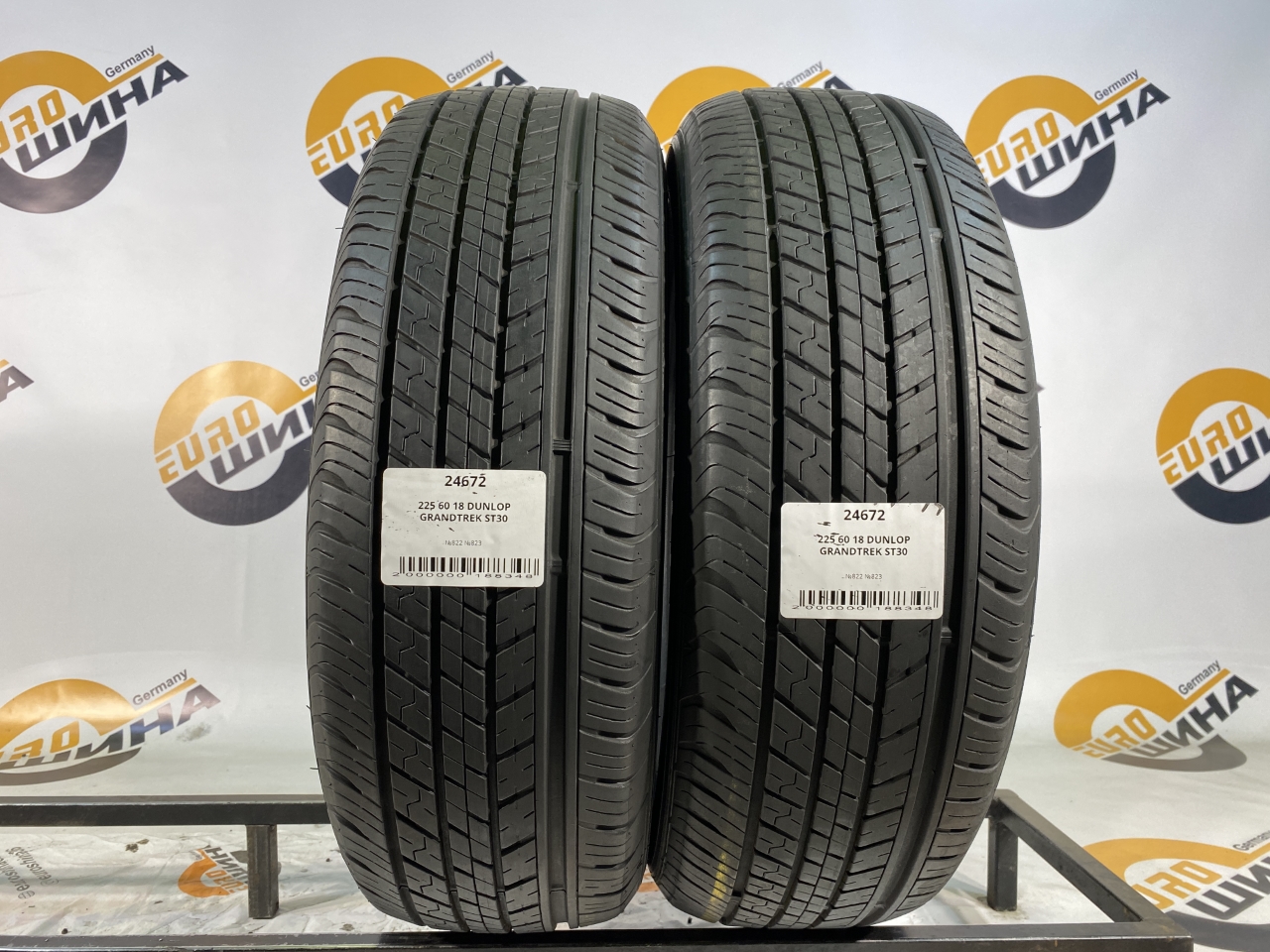 225 60 18 DUNLOP GRANDTREK ST30