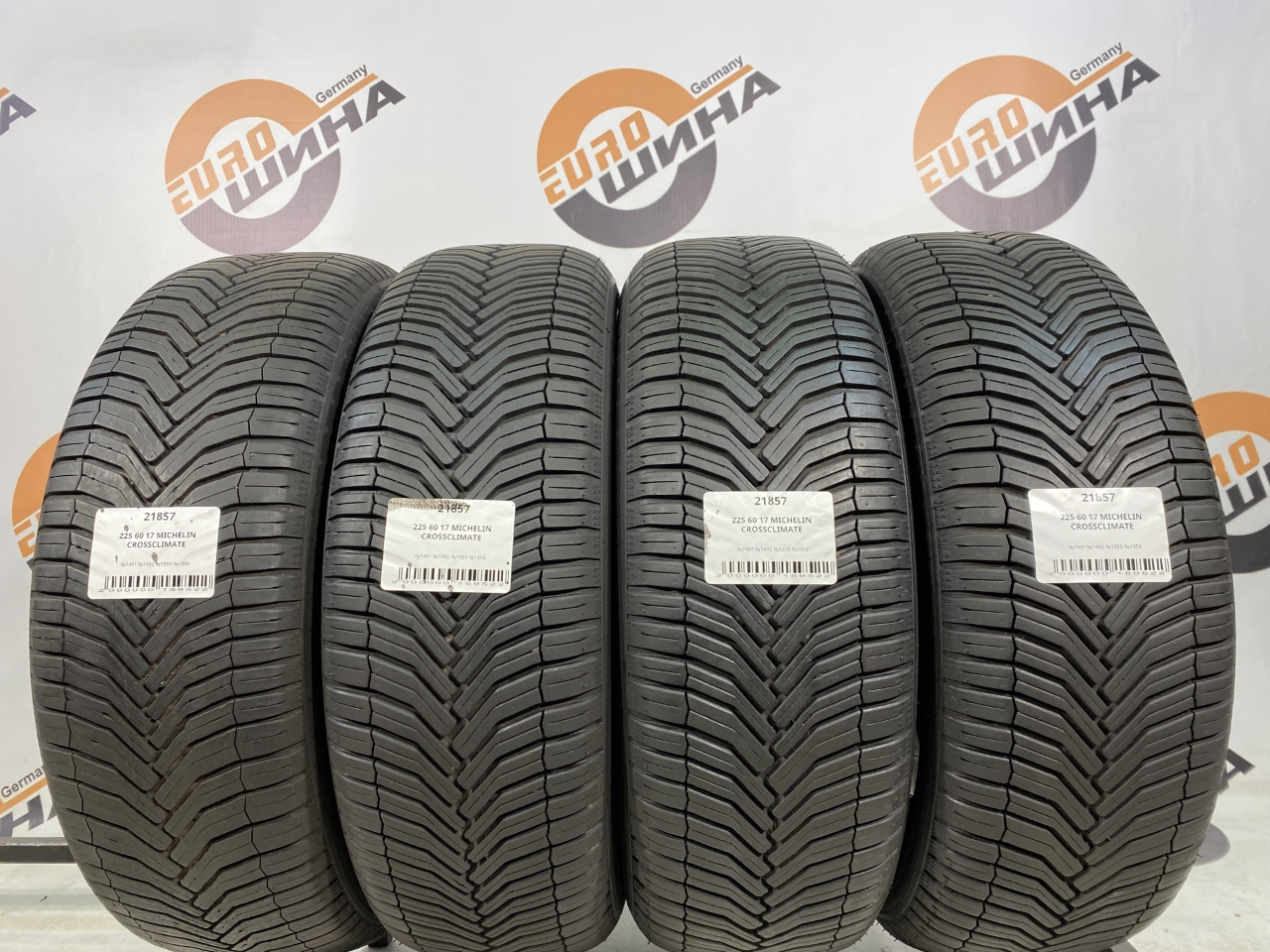 225 60 17 MICHELIN CROSSCLIMATE
