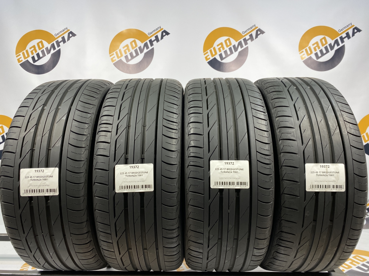 225 45 17 BRIDGESTONE TURANZA T001