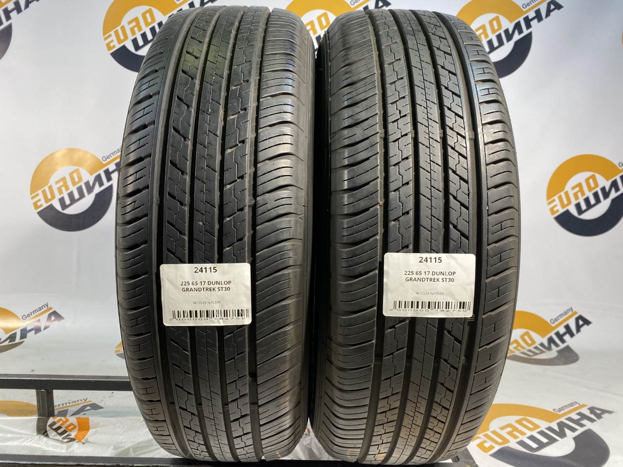 225 65 17 DUNLOP GRANDTREK ST30