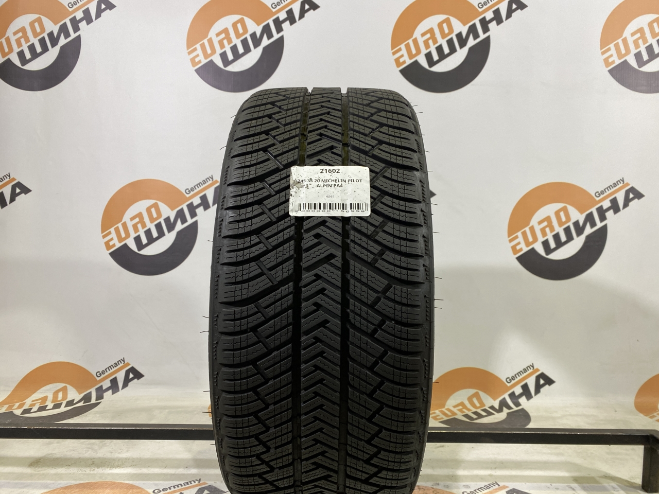 245 35 20 MICHELIN PILOT ALPIN PA4