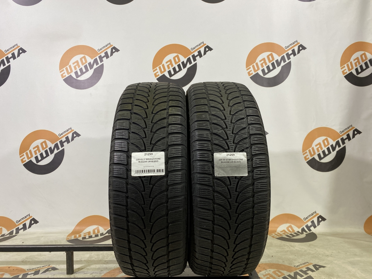 235 65 17 BRIDGESTONE BLIZZAK LM-80 EVO