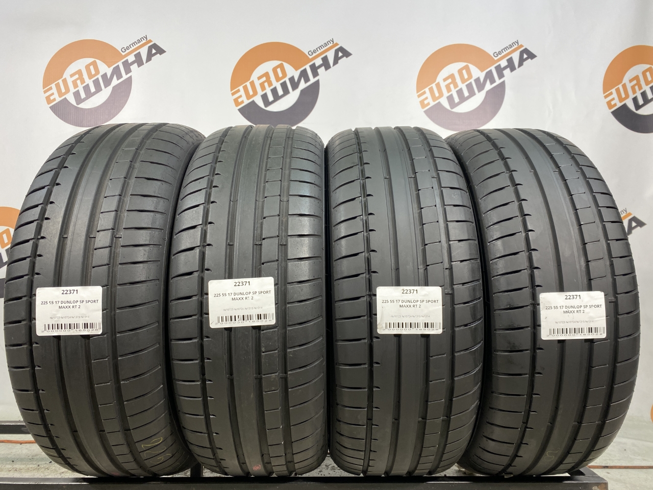225 55 17 DUNLOP SP SPORT MAXX RT 2