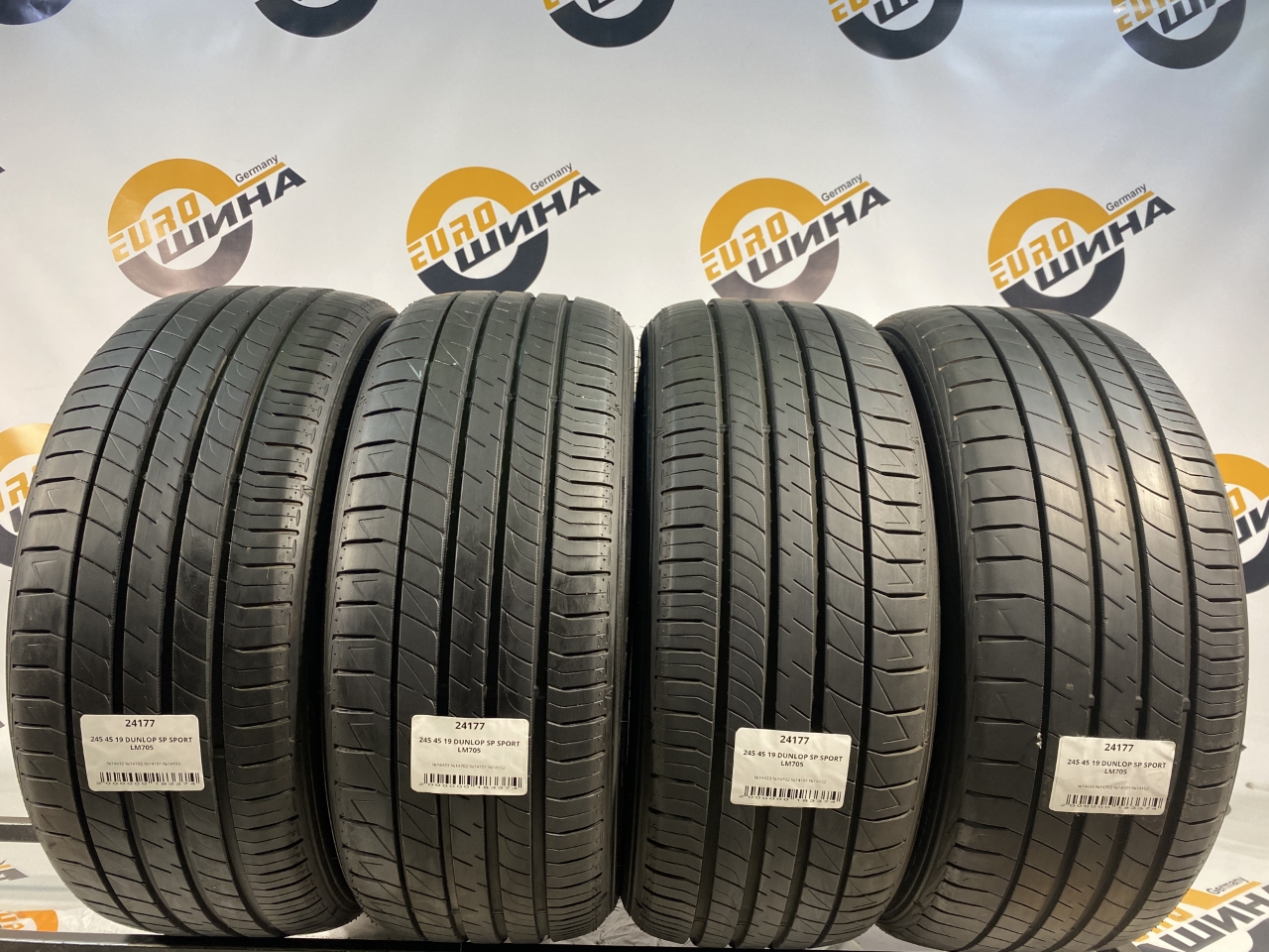 245 45 19 DUNLOP SP SPORT LM705