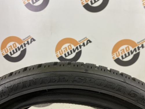 225 40 18 DUNLOP WINTER SPORT 5