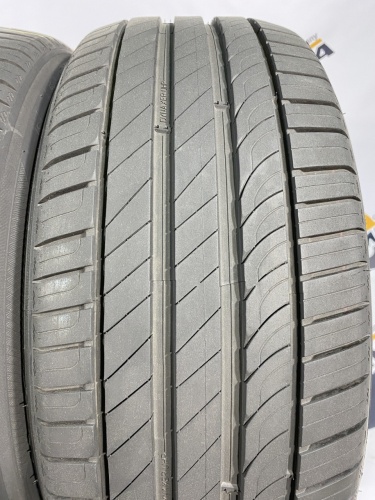 235 45 18 KLEBER DYNAXER UHP