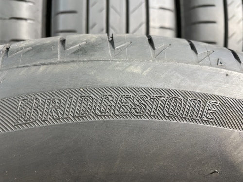 215 60 17 BRIDGESTONE ALENZA 001