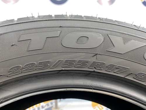 225 55 17 TOYO PROXES CF2