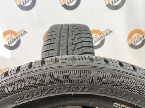 205 45 17 HANKOOK WINTER I'CEPT EVO2 W320