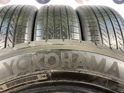 235 55 19 YOKOHAMA AVID GT