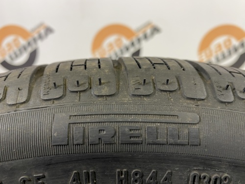 225 40 18 PIRELLI SOTTOZERO WINTER 240 RFT