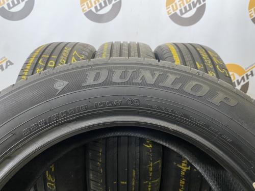 225 60 18 DUNLOP GRANDTREK PT30