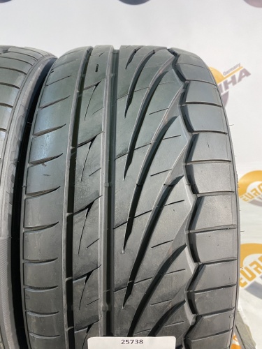 235 35 19 TOYO PROXES TR1