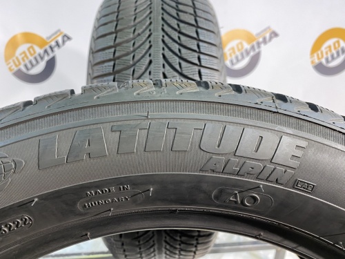 235 55 19 MICHELIN LATITUDE ALPIN LA2