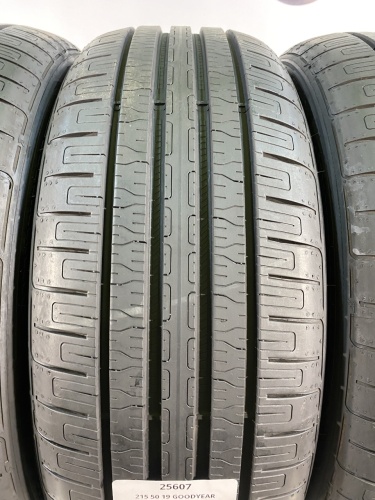 215 50 19 GOODYEAR EFFICIENTGRIP PERFORMANCE