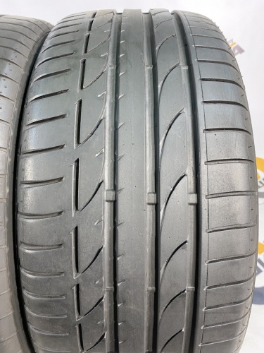 235 40 19 BRIDGESTONE POTENZA S001