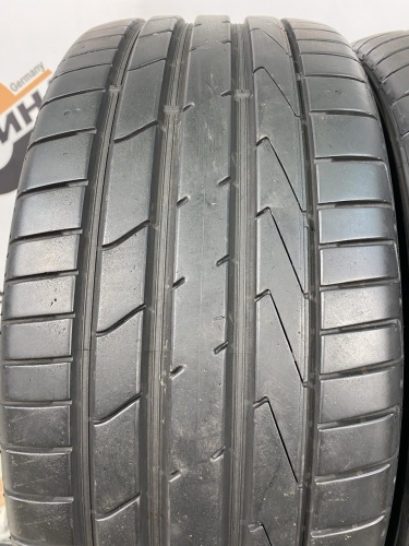 235 40 19 HANKOOK VENTUS S1 EVO 2 K117