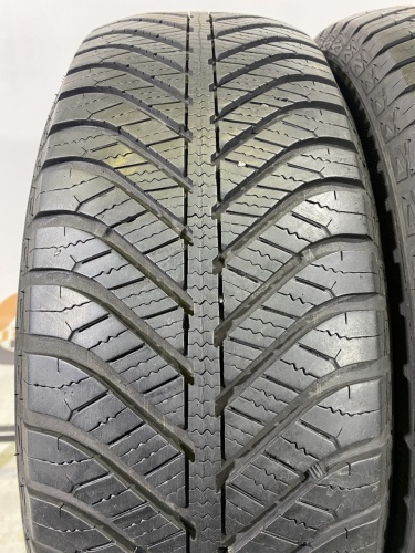 215 60 17 GOODYEAR VECTOR 4SEASONS