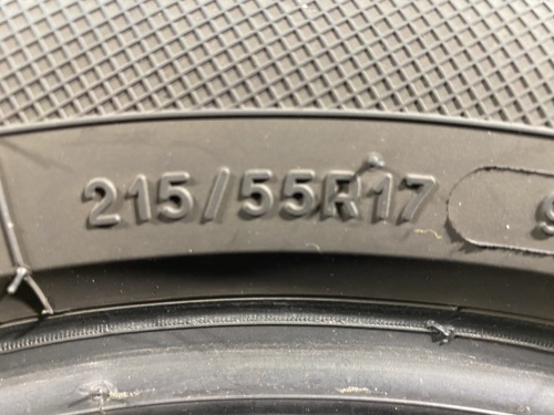 215 55 17 KLEBER QUADRAXER 3