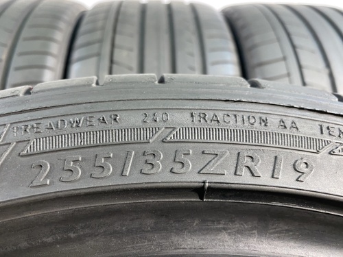 255 35 19 DUNLOP SP SPORT MAXX GT