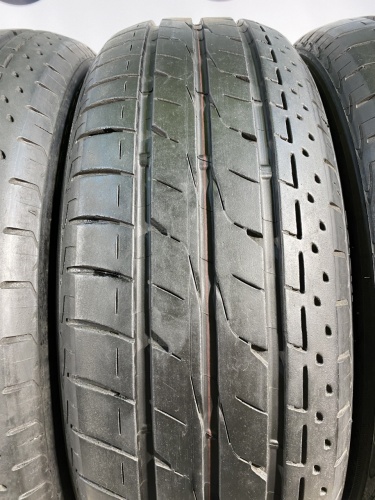 215 60 17 BRIDGESTONE LUFT RV II