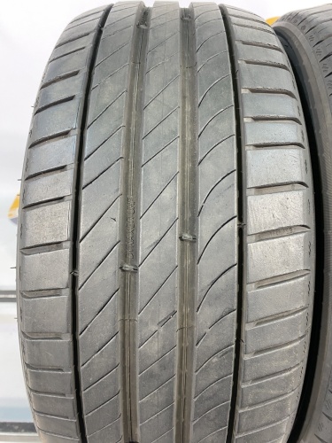 225 45 17 KLEBER DYNAXER UHP