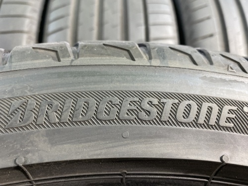 265 40 21 BRIDGESTONE POTENZA SPORT