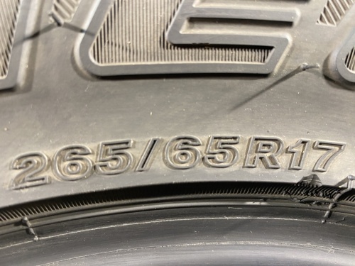265 65 17 BRIDGESTONE DUELER A/T 001