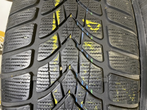 235 60 18 DUNLOP SP WINTER SPORT 4D