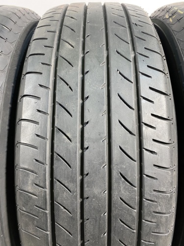 225 60 18 YOKOHAMA BLUEARTH E51B