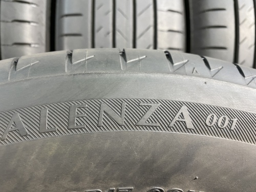 215 60 17 BRIDGESTONE ALENZA 001