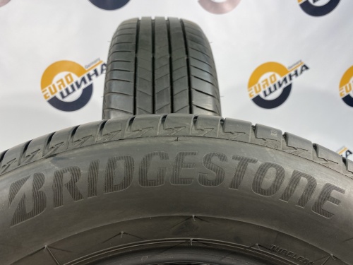 235 65 17 BRIDGESTONE TURANZA T005