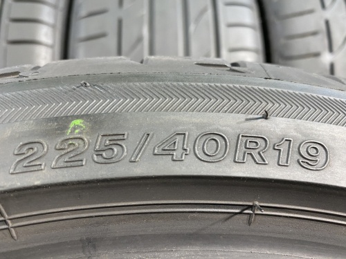 225 40 19 BRIDGESTONE POTENZA S001