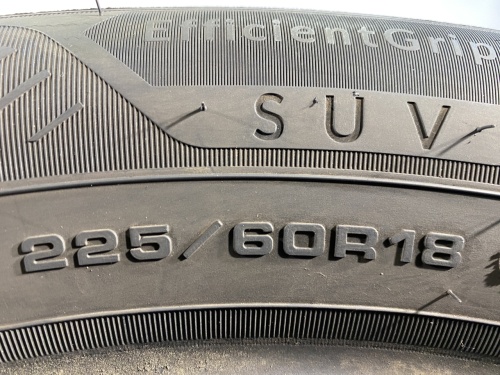 225 60 18 GOODYEAR EFFICIENTGRIP 2 SUV