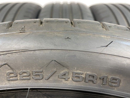 225 45 19 DUNLOP SP SPORT MAXX RT 2 RFT
