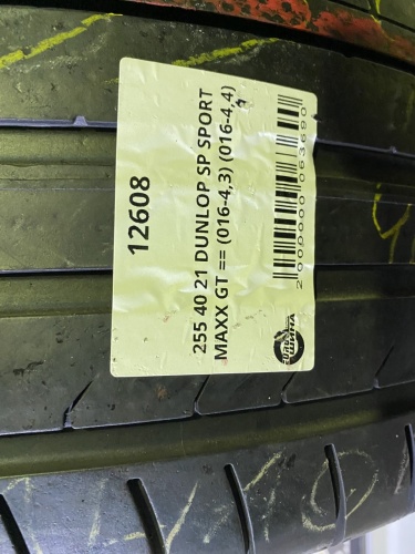 255 40 21 DUNLOP SP SPORT MAXX GT