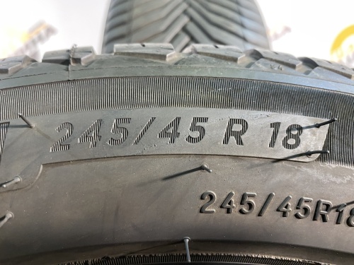 245 45 18 MICHELIN CROSSCLIMATE 2