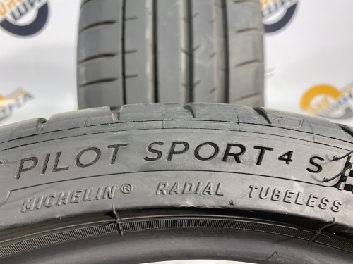235 35 19 MICHELIN PILOT SPORT 4 S
